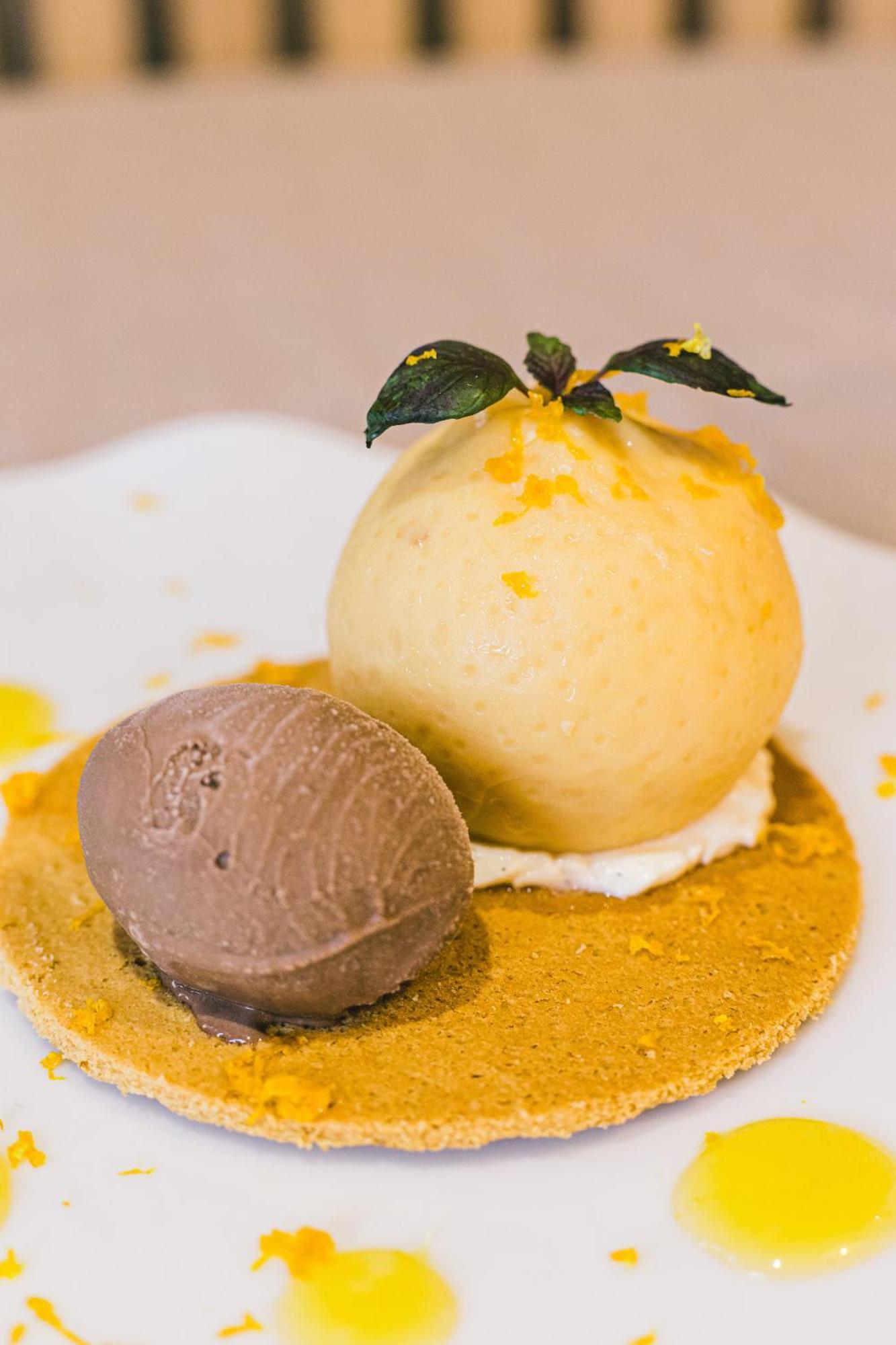 Logis Hotel & Restaurant Le Soleil D'Or Montigny-la-Resle Экстерьер фото